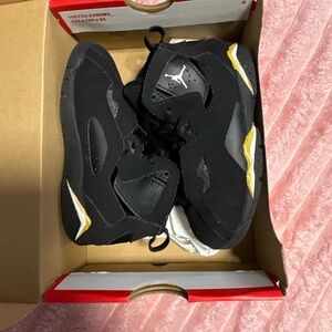 Jordan Kids Black and Yellow Sneakers UNISEX 10C